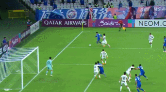 南宫体育-里程碑夜洛杉矶湖人队长鼓劲，社区盾今晨刷纪录，态度坚定，赛程密集仍需轮换的简单介绍