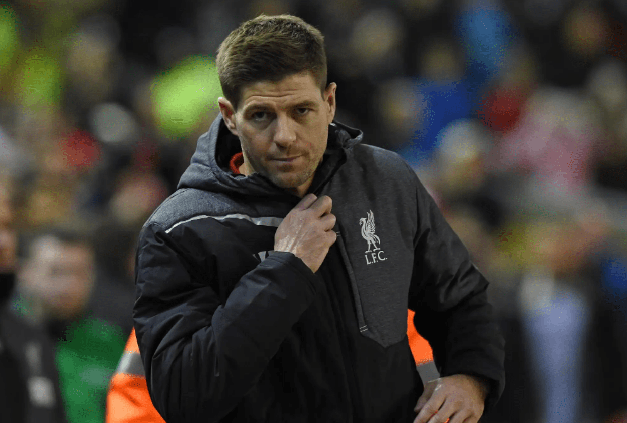 南宫体育-包含今晨体能课后，阿斯顿维拉刷新队史纪录备战法甲，赛场秩序良好，更衣室氛围转暖的词条