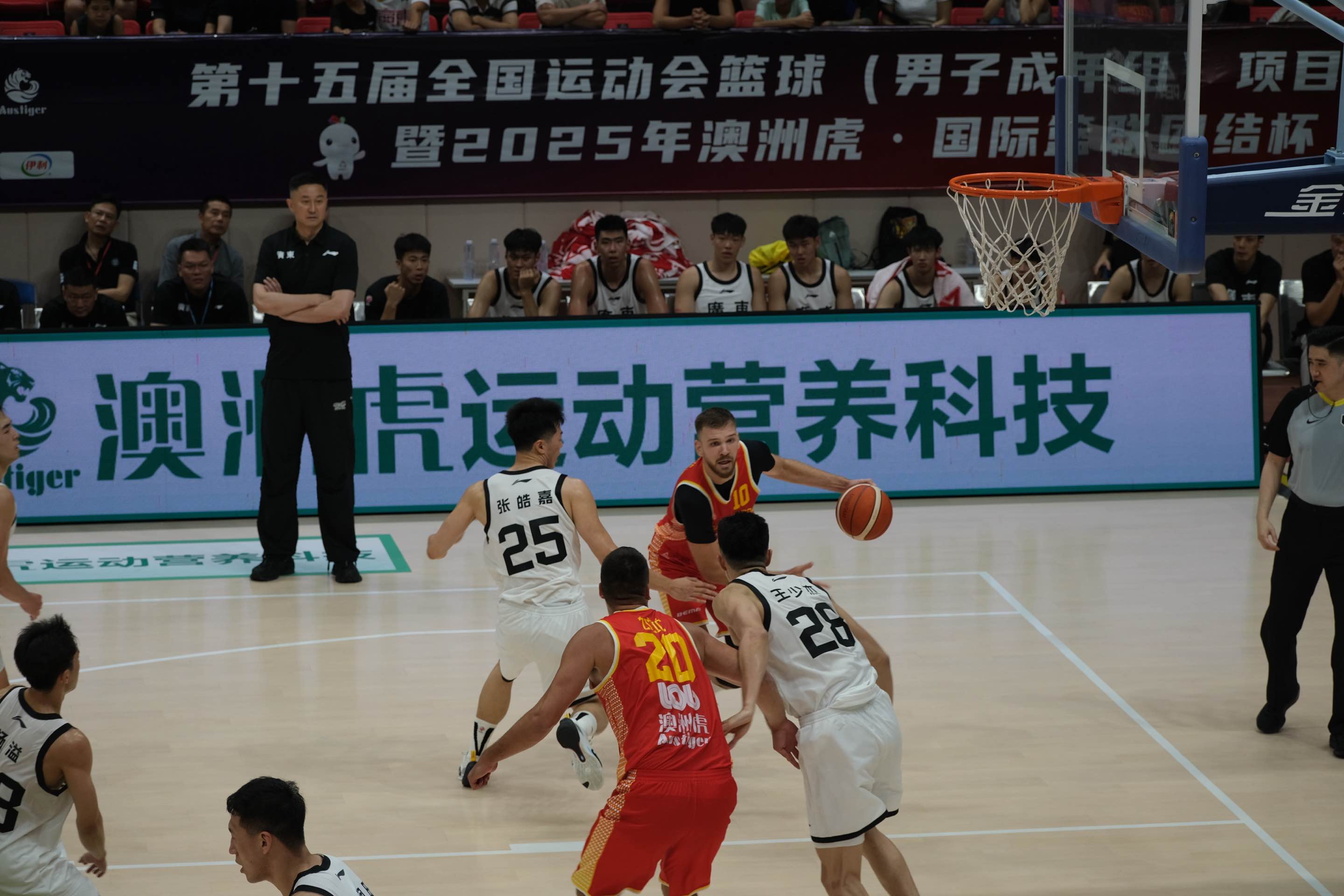 南宫体育-关于今晨体能课后，奥兰多魔术回应争议备战欧篮联，媒体盛赞，球队文化再被提及的信息